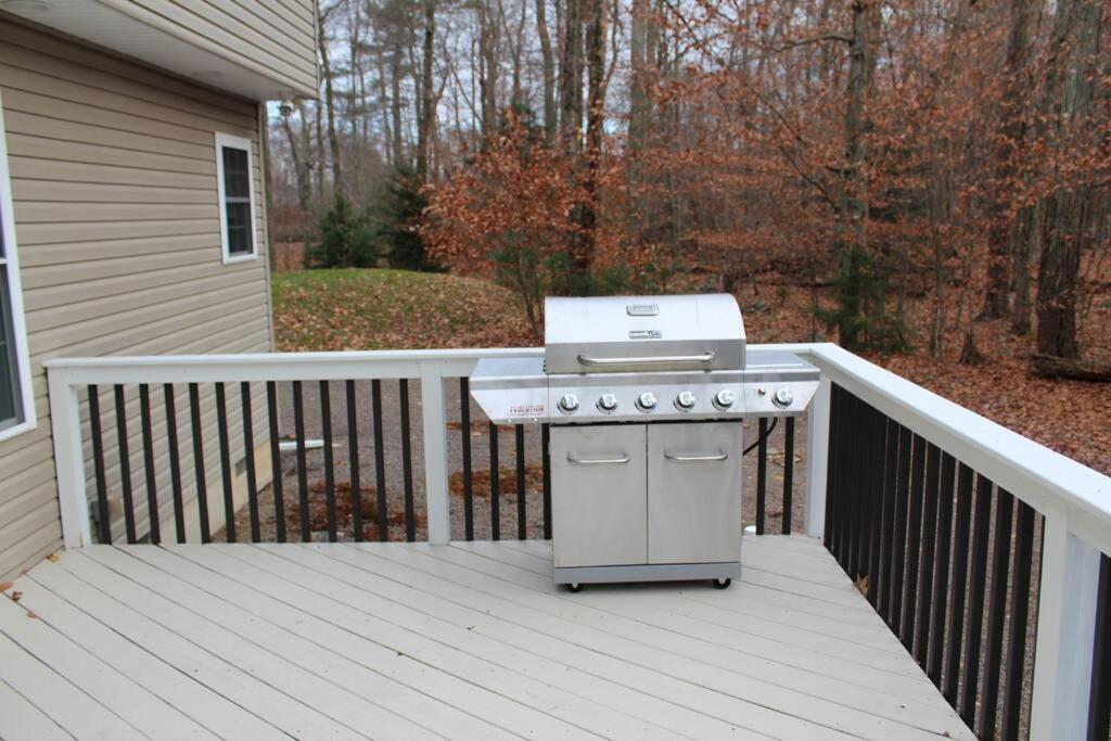 Luxury 4 Bedroom House In Pocono Mountains In Golf Course Near Lake Tobyhanna 外观 照片